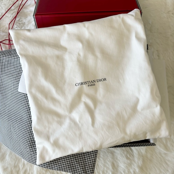 NEW Dior Bundle Houndstooth Gift Box Drawstring Pouch Bag Cosmetic Pillow - Picture 10 of 16